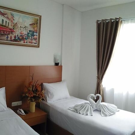 Peta Hostel Bandung Zewnętrze zdjęcie