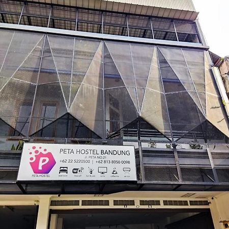 Peta Hostel Bandung Zewnętrze zdjęcie
