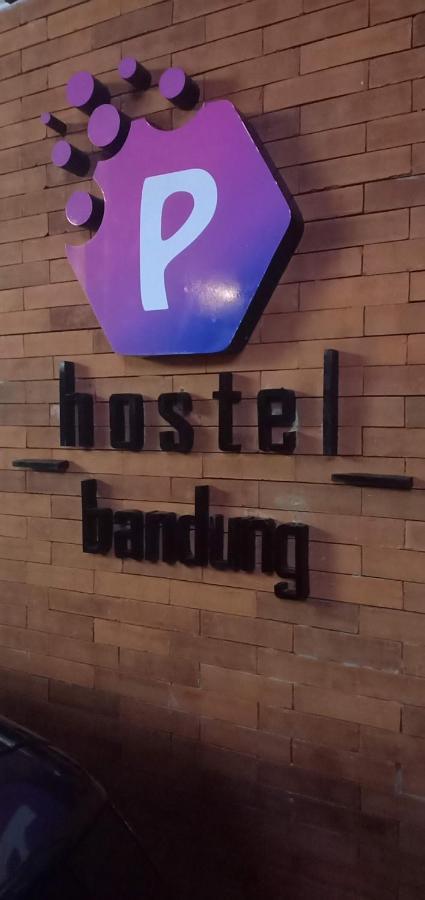 Peta Hostel Bandung Zewnętrze zdjęcie